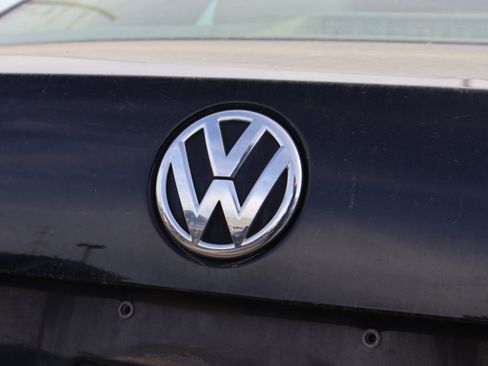 Used 2012 Volkswagen Passat 2.5 SE image 16