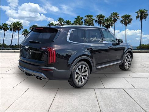 Used 2022 Kia Telluride EX w/ EX Premium Package image 8