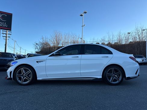 Used 2021 Mercedes-Benz C 300 4MATIC Sedan image 3