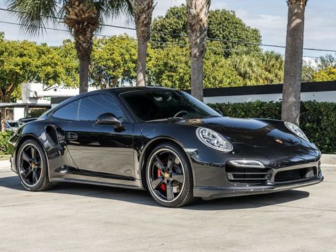 Used 2014 Porsche 911 Turbo image 11