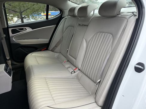 Used 2020 Genesis G70 3.3T w/ Elite Package image 43