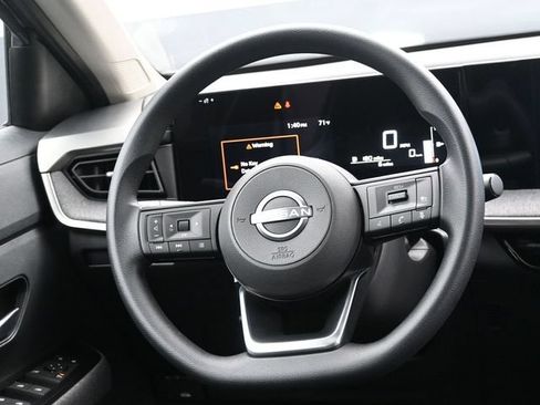 New 2025 Nissan Kicks SV w/ SV Premium Package AWD/4WD image 15