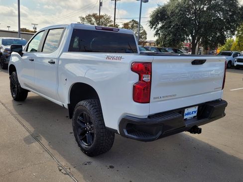 New 2026 Chevrolet Silverado 1500 Custom Trail Boss AWD/4WD image 3