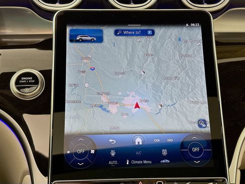 Used 2025 Mercedes-Benz GLC 300 GLC 300 image 14