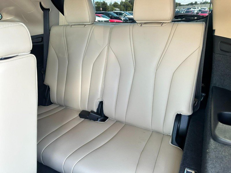 Used 2023 Acura MDX w/ Technology Package AWD/4WD image 11