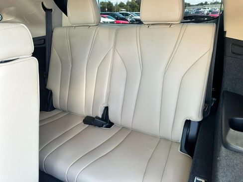 Used 2023 Acura MDX SH-AWD w/ Technology Package image 11