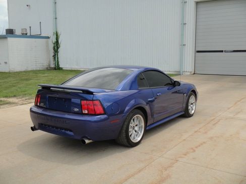 Used 2003 Ford Mustang GT RWD image 9