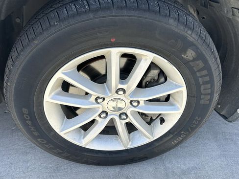 Used 2017 Dodge Journey SXT w/ Comfort/Convenience Group AWD/4WD image 22