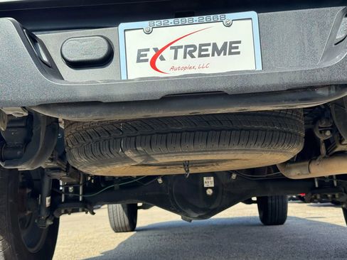 Used 2016 Toyota Tacoma 2WD Access Cab image 10