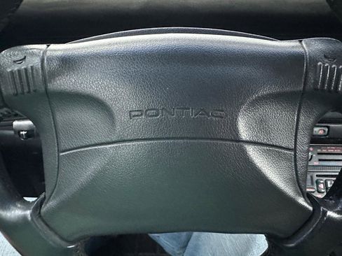 Used 1991 Pontiac Firebird Trans Am RWD image 12