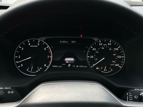 Used 2025 Nissan Rogue SV image 16