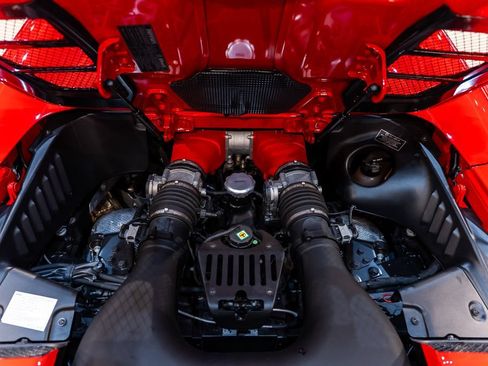 Certified 2014 Ferrari 458 Spider RWD image 18