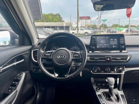Used 2021 Kia Seltos S image 35