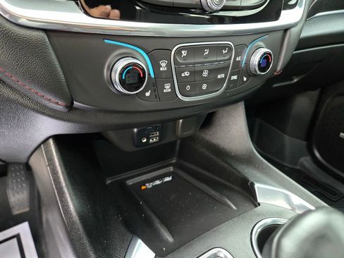 Used 2023 Chevrolet Traverse RS w/ LPO, Floor Liner Package image 12