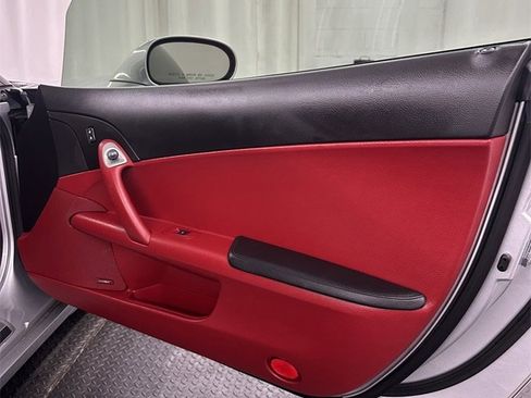 Used 2012 Chevrolet Corvette Grand Sport w/ 2LT Preferred Equipment Group image 27