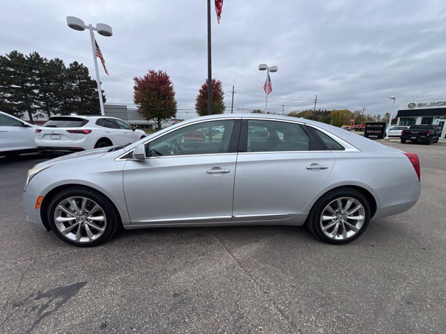 Used 2013 Cadillac XTS Luxury w/ Driver Awareness Package FWD image 8