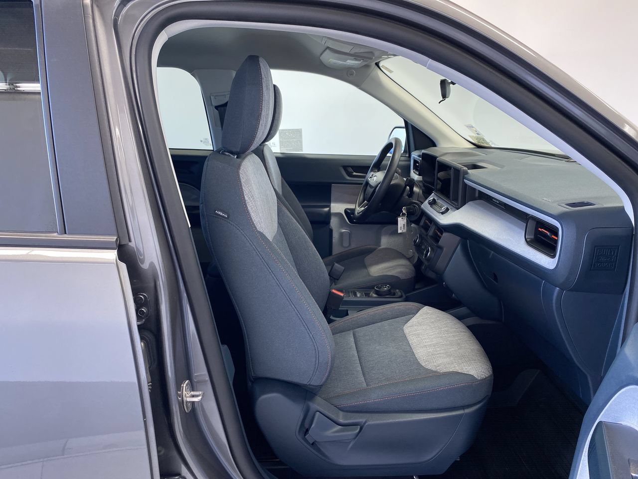 Used 2023 Ford Maverick XLT FWD image 28