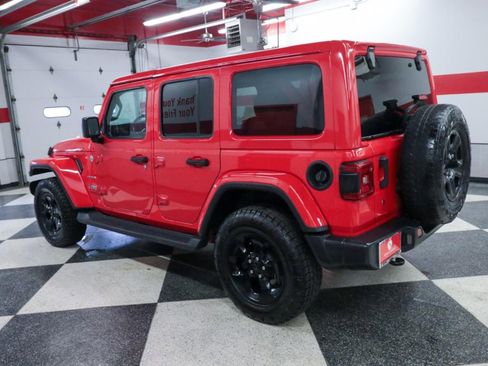 Used 2018 Jeep Wrangler Unlimited Sahara w/ Cold Weather Group image 6