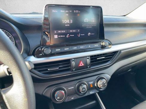 Used 2023 Kia Forte LXS image 13