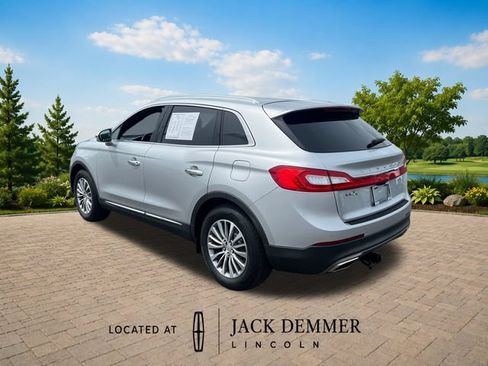Used 2016 Lincoln MKX Select w/ Select Plus Package FWD image 5