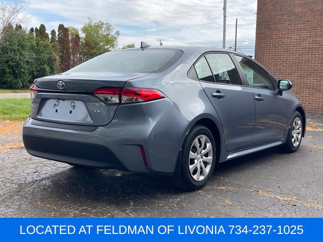 Used 2026 Toyota Corolla LE FWD image 5