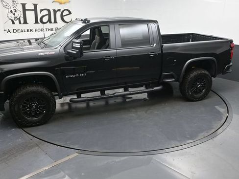 New 2026 Chevrolet Silverado 2500 ZR2 AWD/4WD image 36