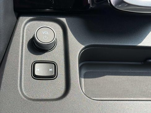 Certified 2025 Acura MDX SH-AWD w/ Technology Package image 25