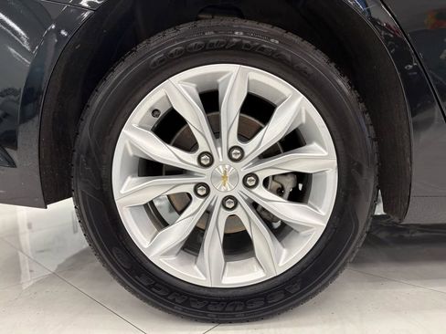 Used 2025 Chevrolet Malibu LT image 40