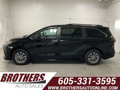 Used 2023 Toyota Sienna XLE
