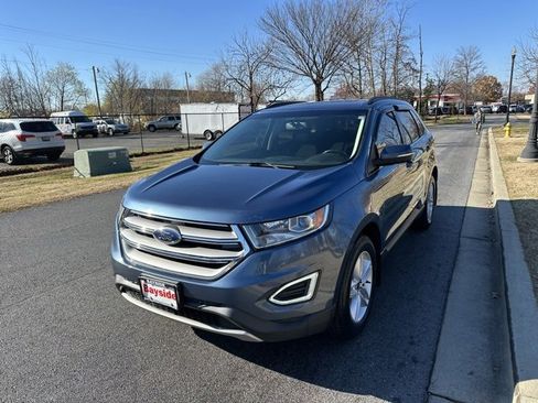 Used 2018 Ford Edge SEL w/ Cargo Accessory Package image 6