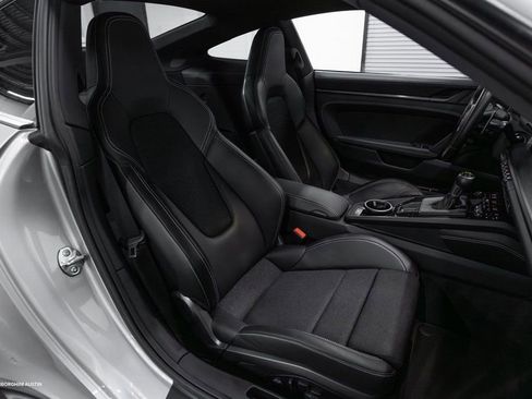 Used 2022 Porsche 911 GT3 RWD image 38