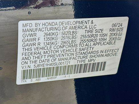 Used 2025 Acura MDX SH-AWD w/ Technology Package image 12