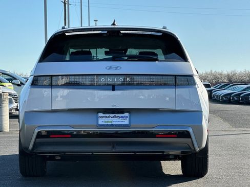 New 2026 Hyundai Ioniq 5 Limited image 5