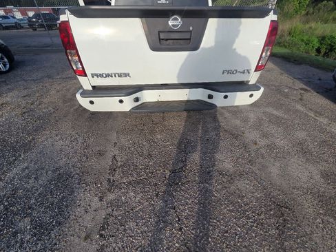 Used 2019 Nissan Frontier PRO-4X AWD/4WD image 7