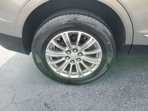 Used 2019 Cadillac XT5 Luxury FWD image 29
