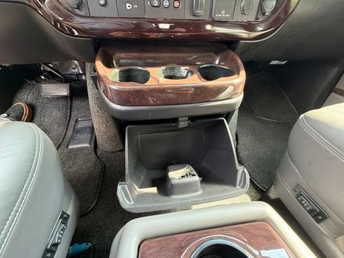 Used 2015 Chevrolet Express 2500 RWD image 72