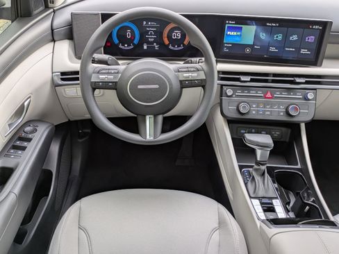 New 2026 Hyundai Tucson SE FWD image 15