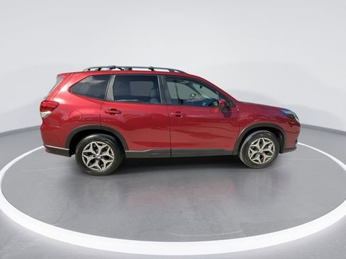 Certified 2023 Subaru Forester Premium AWD/4WD image 8