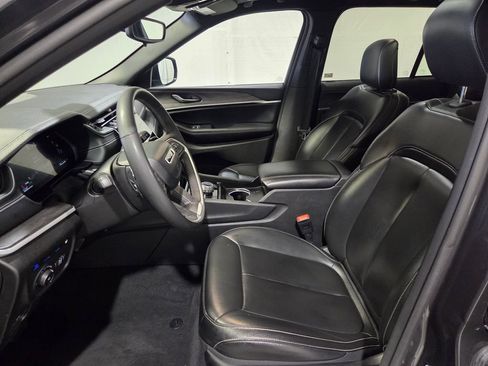 Used 2024 Jeep Grand Cherokee Limited 4xe AWD/4WD image 8