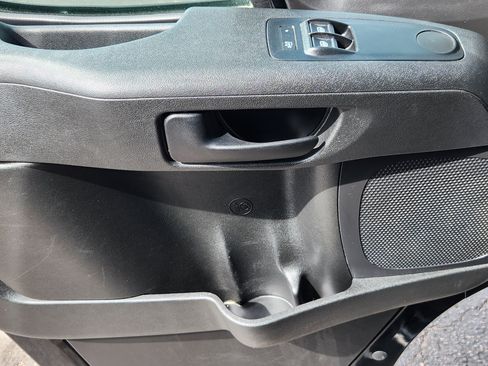 Used 2025 RAM ProMaster 2500 FWD image 19