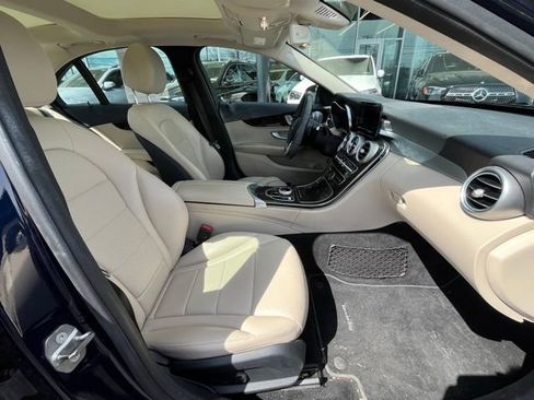 Used 2019 Mercedes-Benz C 300 4MATIC Sedan image 10