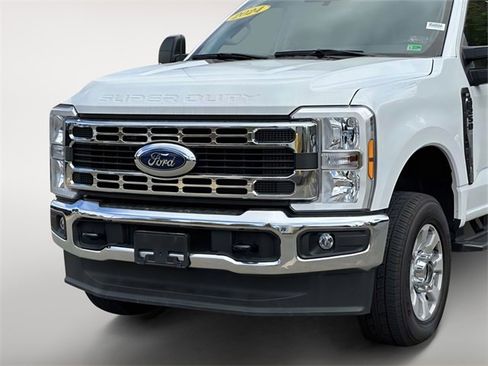 Used 2024 Ford F250 XLT w/ Snow Plow Prep Package image 6