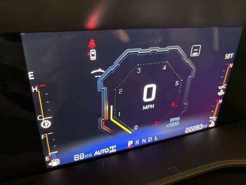 Used 2023 Chevrolet Colorado Trail Boss w/ Technology Package image 32