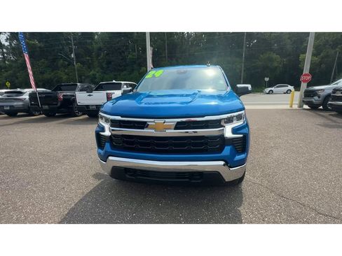 Used 2024 Chevrolet Silverado 1500 LT AWD/4WD image 7