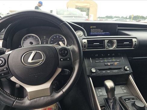 Used 2015 Lexus IS 250 AWD w/ Premium Package image 8
