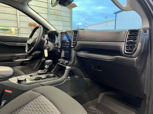 Used 2024 Ford Ranger XLT image 17
