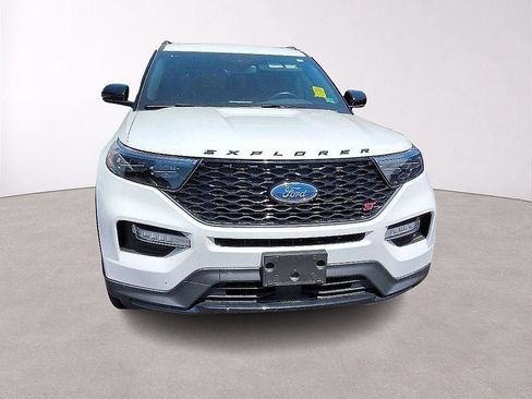 Used 2023 Ford Explorer ST AWD/4WD image 4