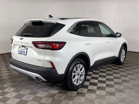 Used 2023 Ford Escape Active AWD/4WD image 25