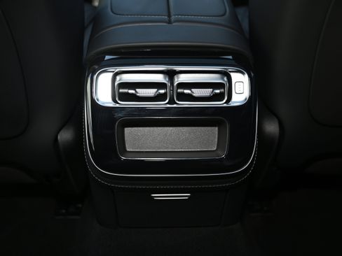 Used 2022 Mercedes-Benz S 580 4MATIC Sedan image 38