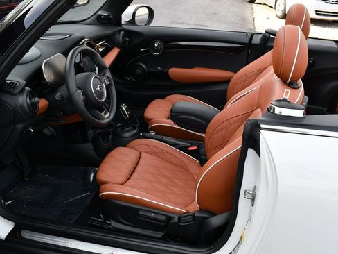 Used 2023 MINI Cooper S image 55